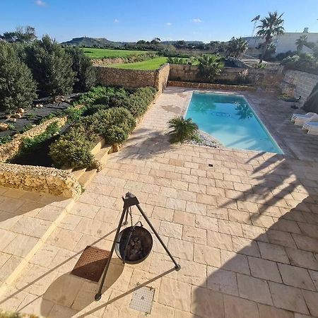 Farmhouse Villa With Large Pool And Garden In Gozo Għarb Екстериор снимка