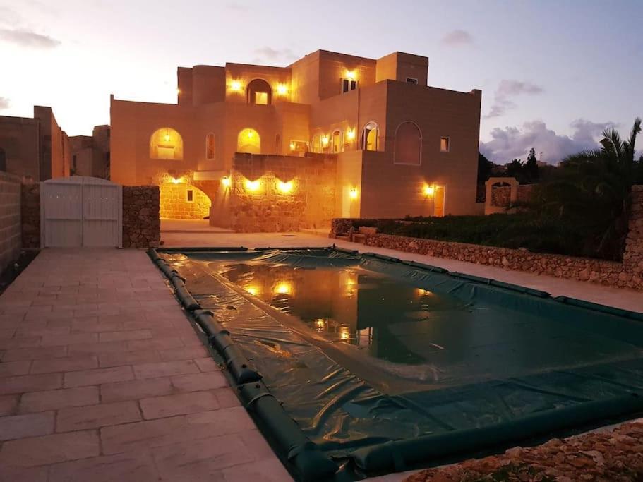 Farmhouse Villa With Large Pool And Garden In Gozo Għarb Екстериор снимка